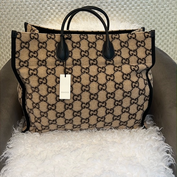 Bagg It Up - Picture 1 of 2
